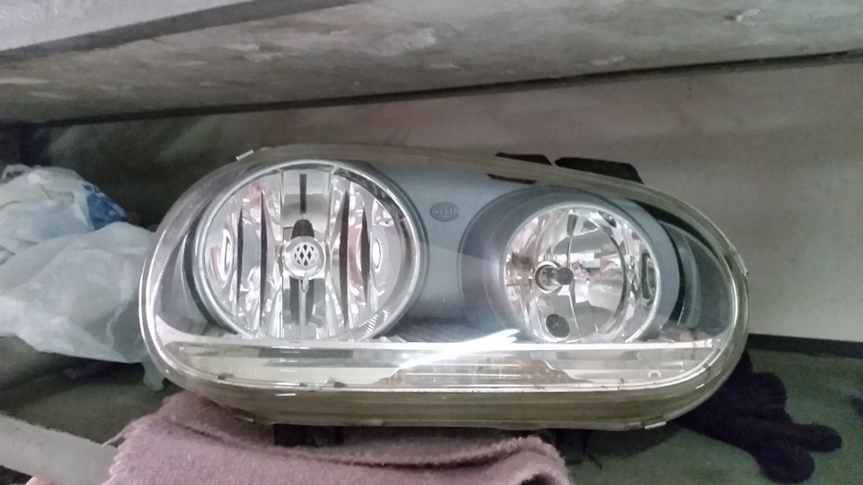 Hella — Volkswagen Golf Mk4