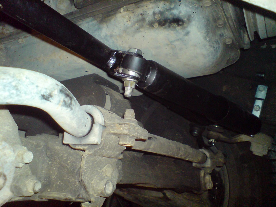 Фото в бортжурнале Nissan Terrano I