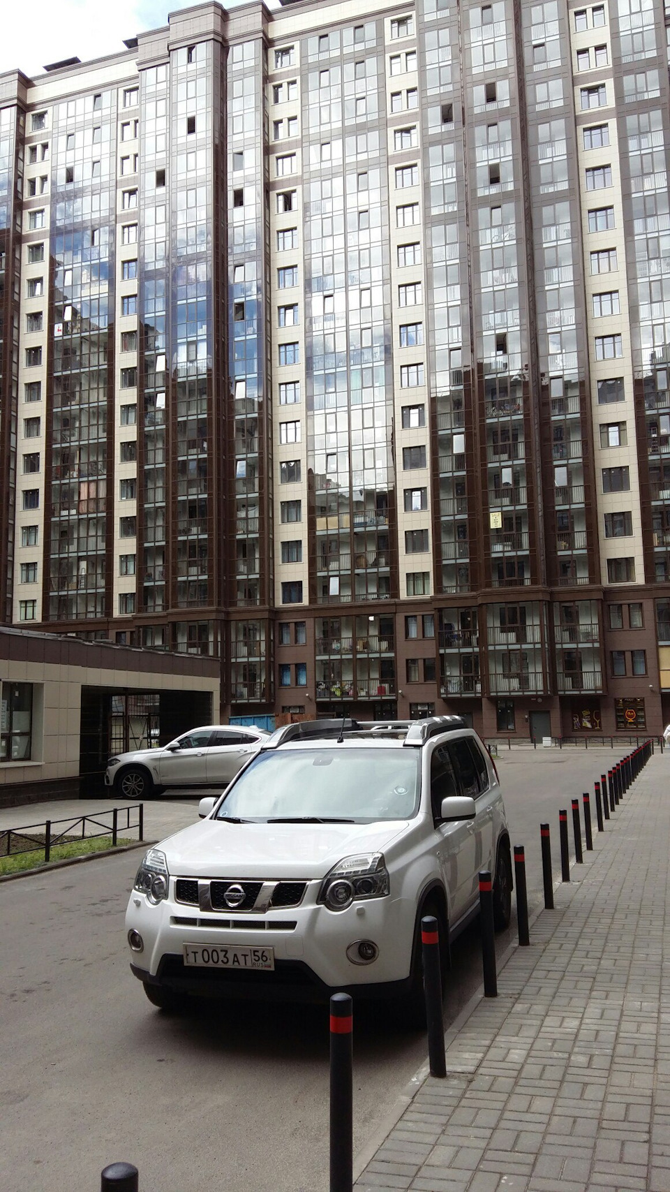 Photo from the logbook Nissan X-Trail II (t31). Found on photo: LT003