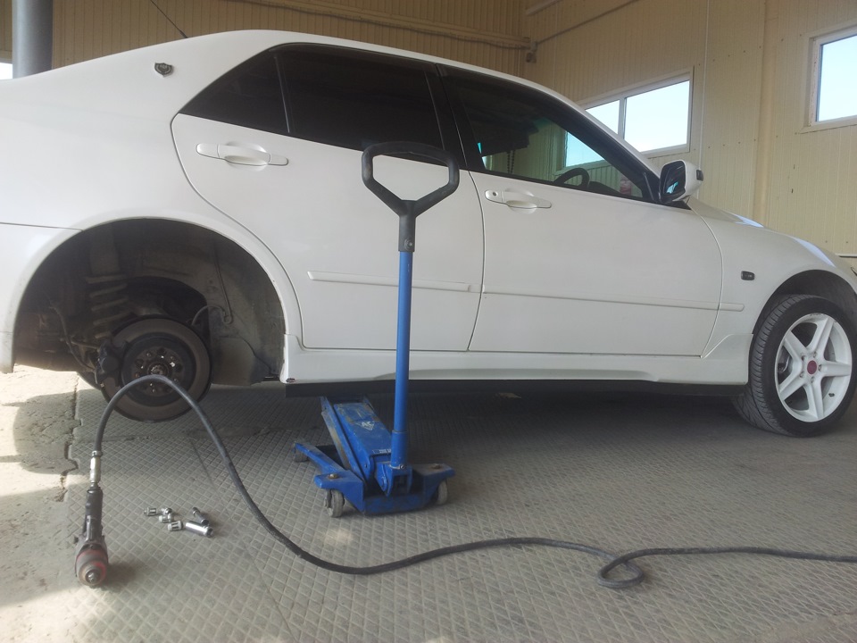 Лечим колесо — Toyota Altezza