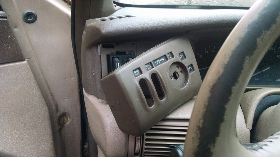 Фото в бортжурнале Lincoln Mark VIII