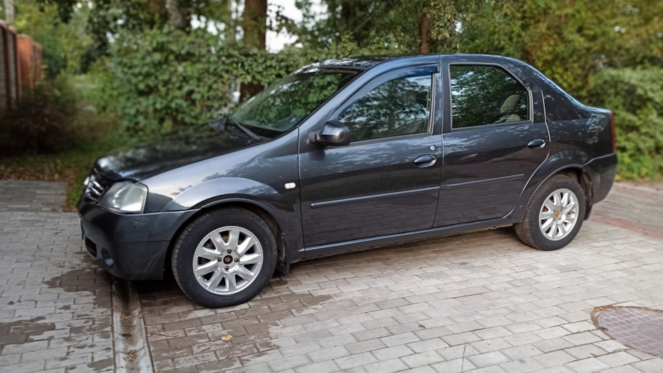 Renault Logan Logan 1.6 MT Prestige