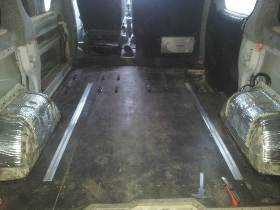 Фото в бортжурнале Opel Vivaro (1G)