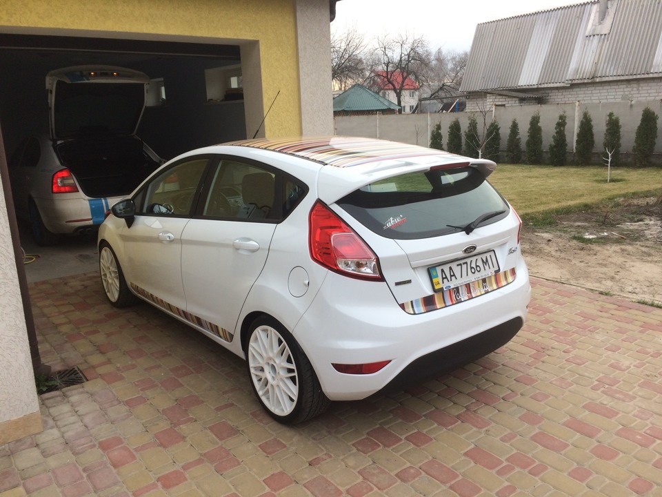 Фото в бортжурнале Ford Fiesta (Mk VI)