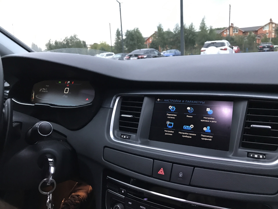 Фото в бортжурнале Peugeot 508 (1G)