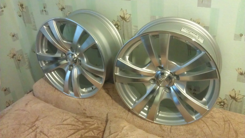 LS 141 6.5x15 4x100 ET40 SF — Chevrolet Aveo Sedan (1G)