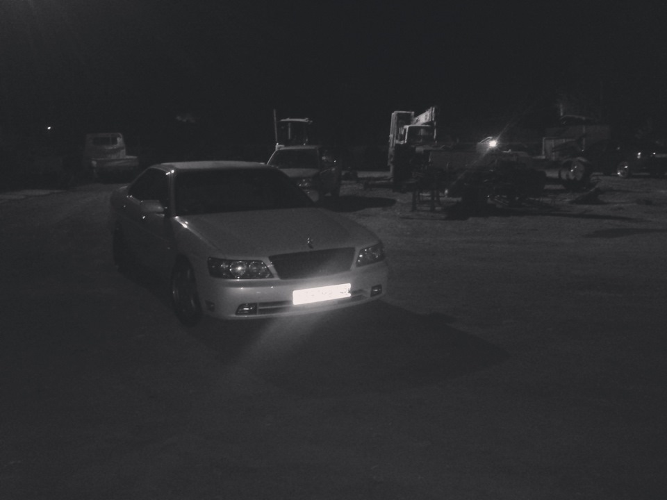 Фото в бортжурнале Nissan Laurel (C35)