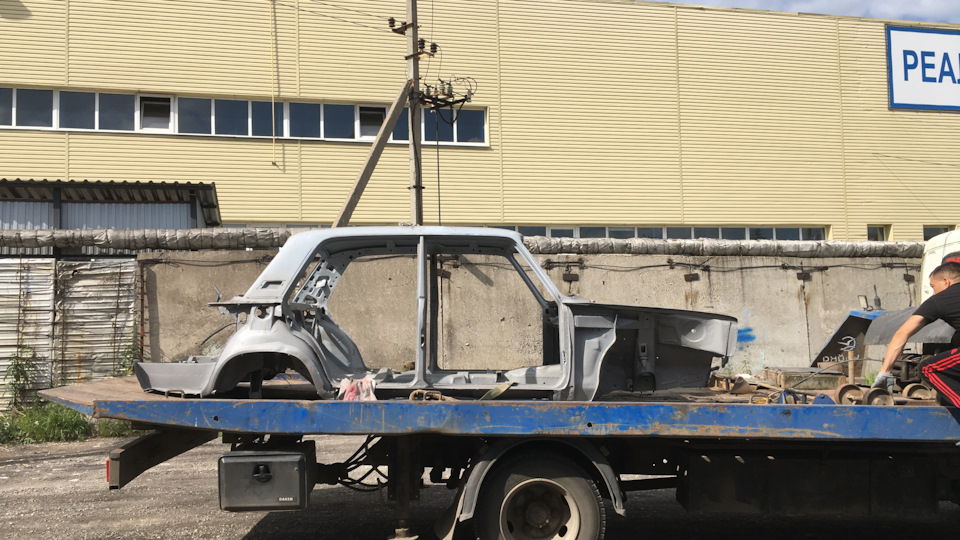 Lada 2107 Пепелац
