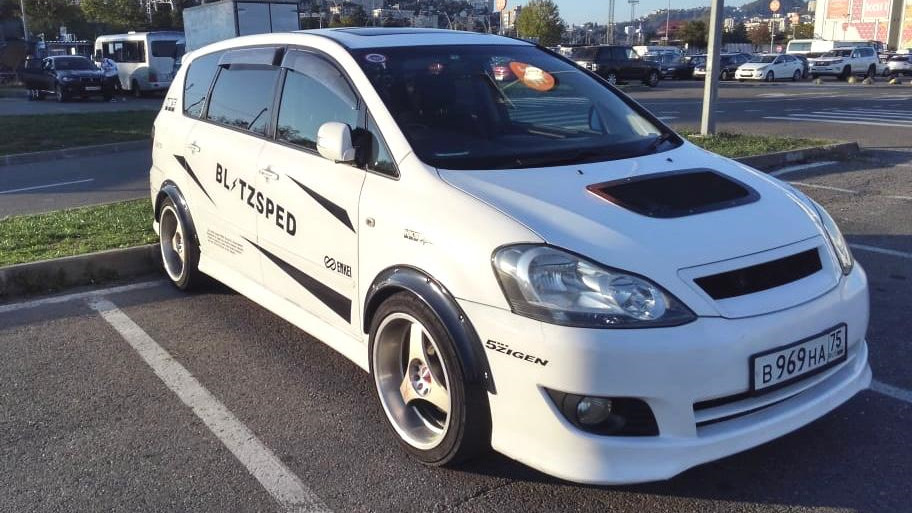 Toyota Ipsum 2.4 Turbo 280 LS