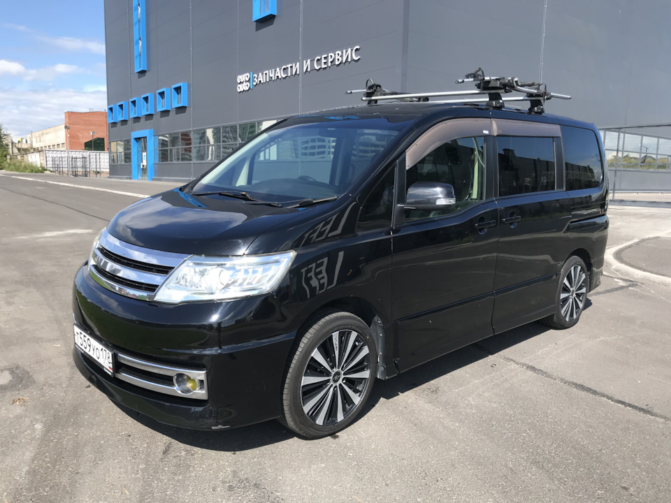 Фото в бортжурнале Nissan Serena Mk III (C25)
