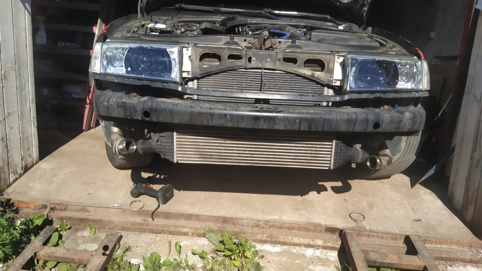 Hella — Skoda Octavia Combi A4 Mk1