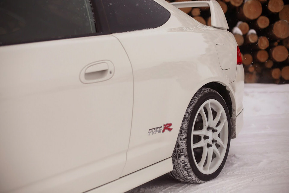 Фото в бортжурнале Honda Integra Type R (DC5)