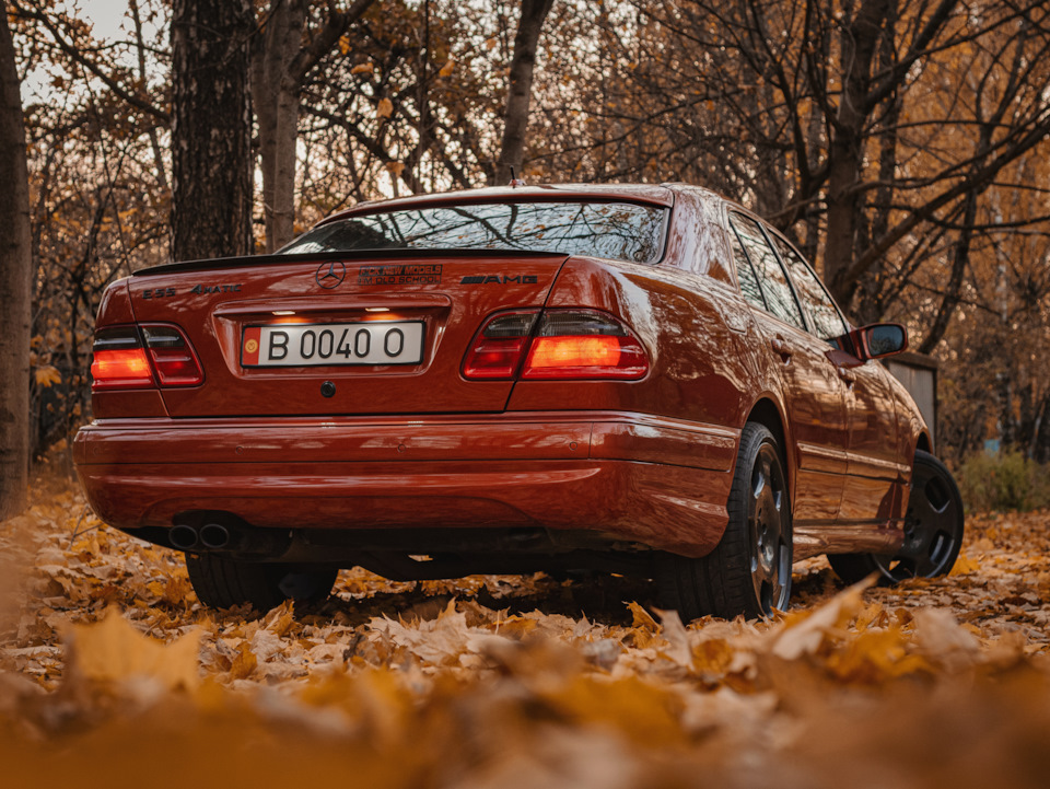 Фото в бортжурнале Mercedes-Benz E-Class (W210)