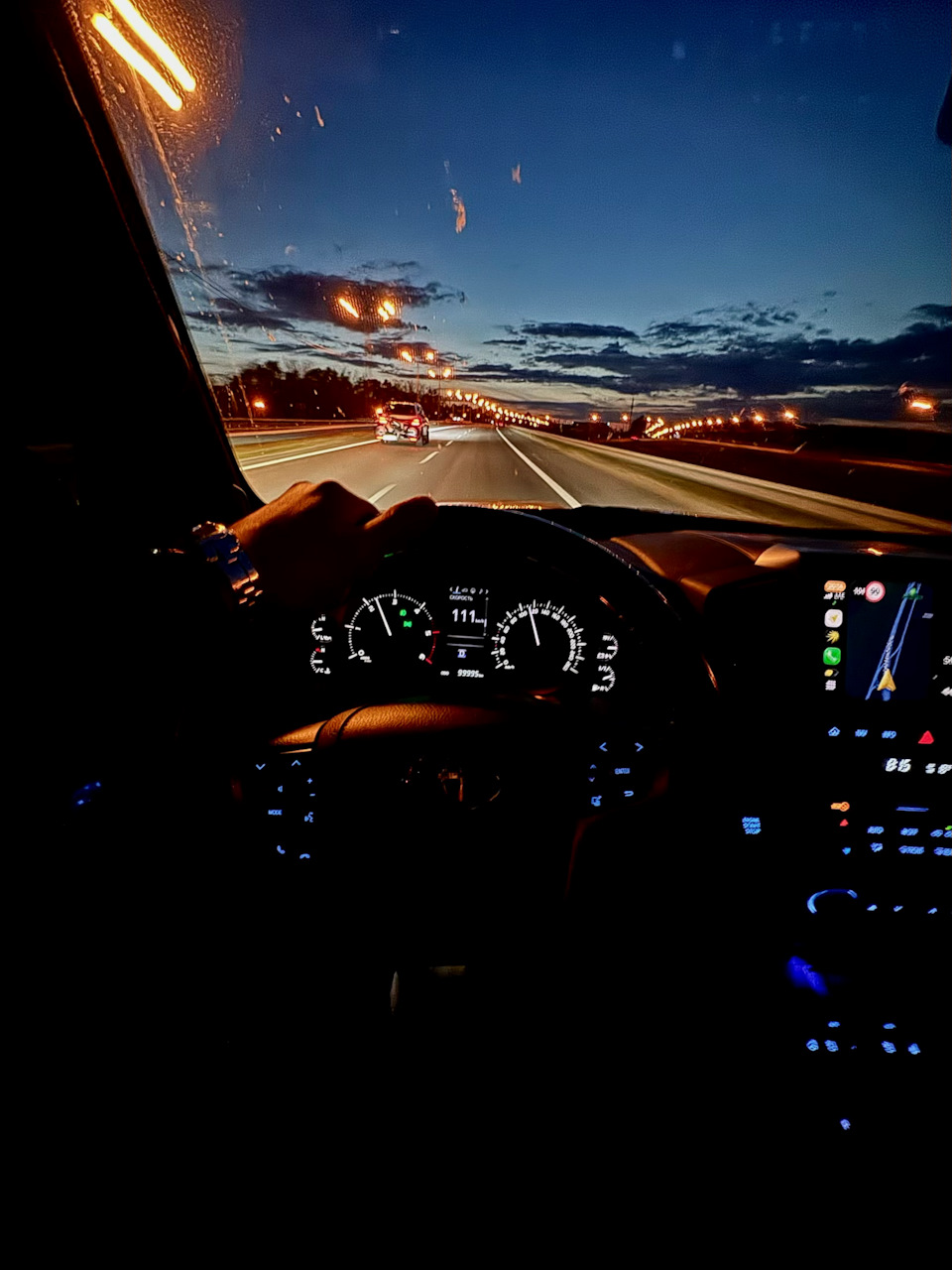 Фото в бортжурнале Toyota Land Cruiser 200