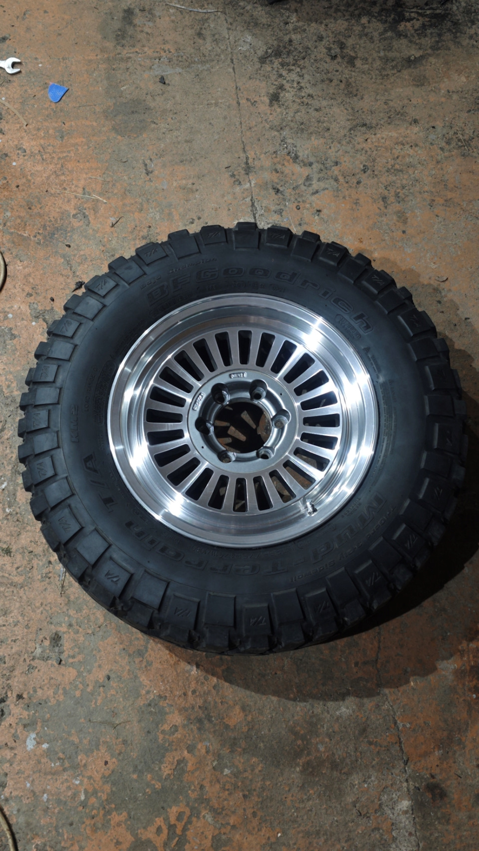 без крышек не такие красивые) — Toyota Land Cruiser Prado 70-series