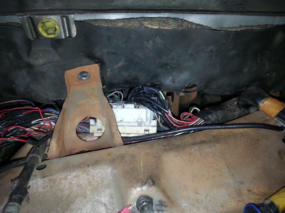 Фото в бортжурнале Toyota Corolla (90)