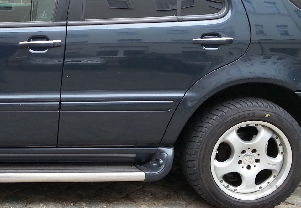 210 — Mercedes-Benz M-Class (W163)