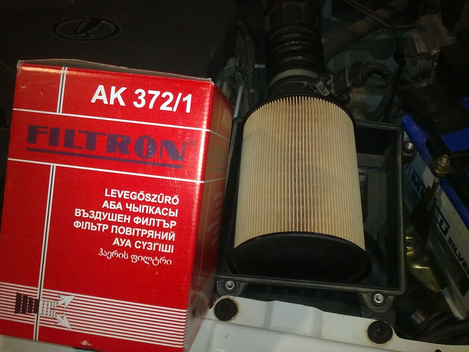 фильтр ФФ2 — Lada Приора хэтчбек. Запчасти на фото: AK3721