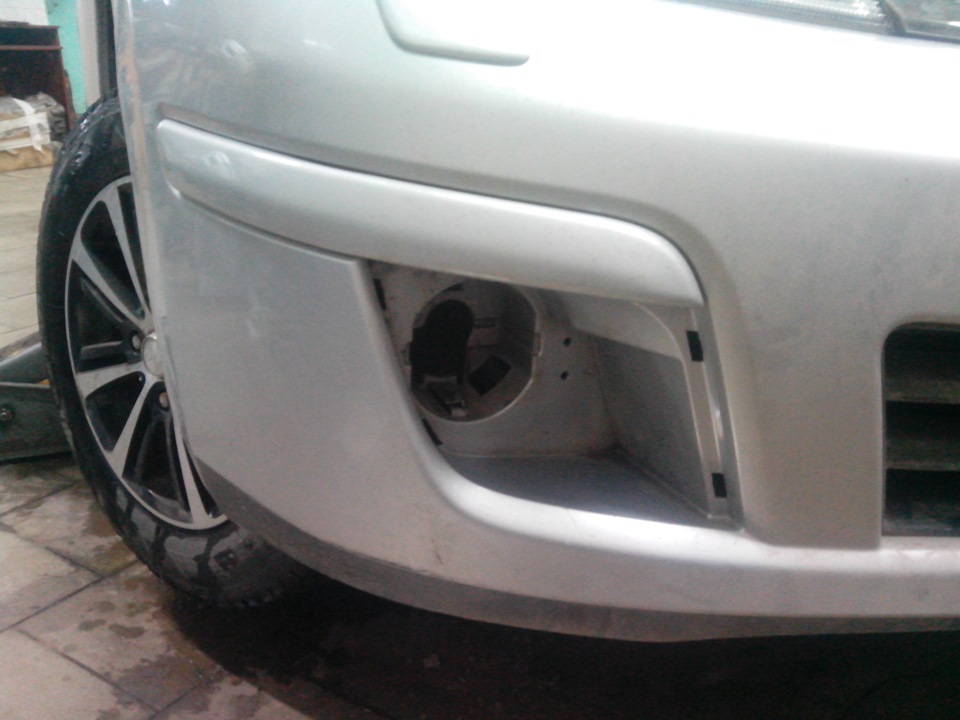 Фото в бортжурнале Nissan Tiida (1G)