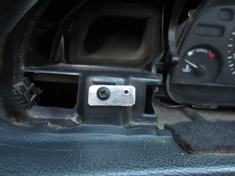 Фото в бортжурнале Ford Mondeo I