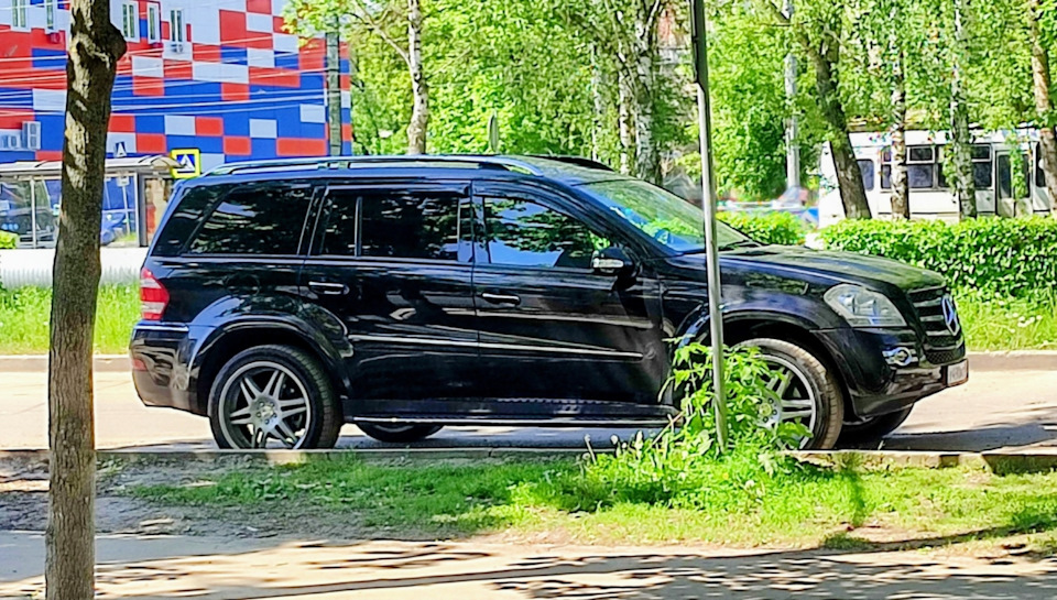 Красивые формы 164-го — Mercedes-Benz GL-Class (X164)