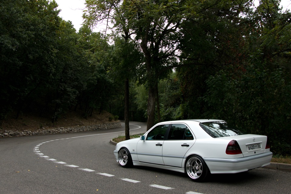 Фото в бортжурнале Mercedes-Benz C-Class (W202)