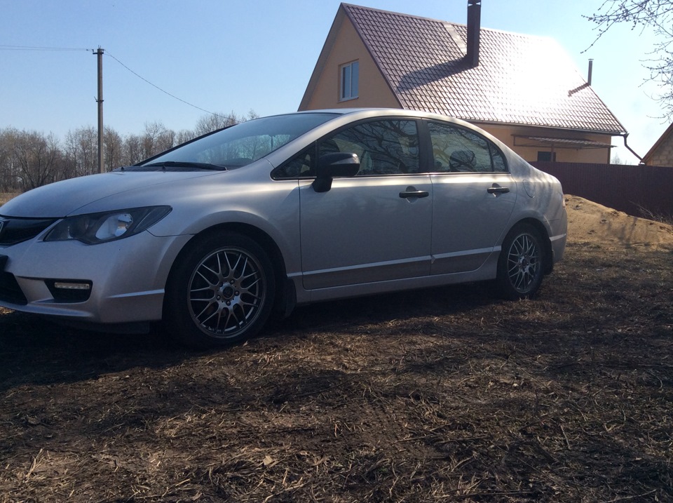 Фото в бортжурнале Honda Civic 4D (8G)