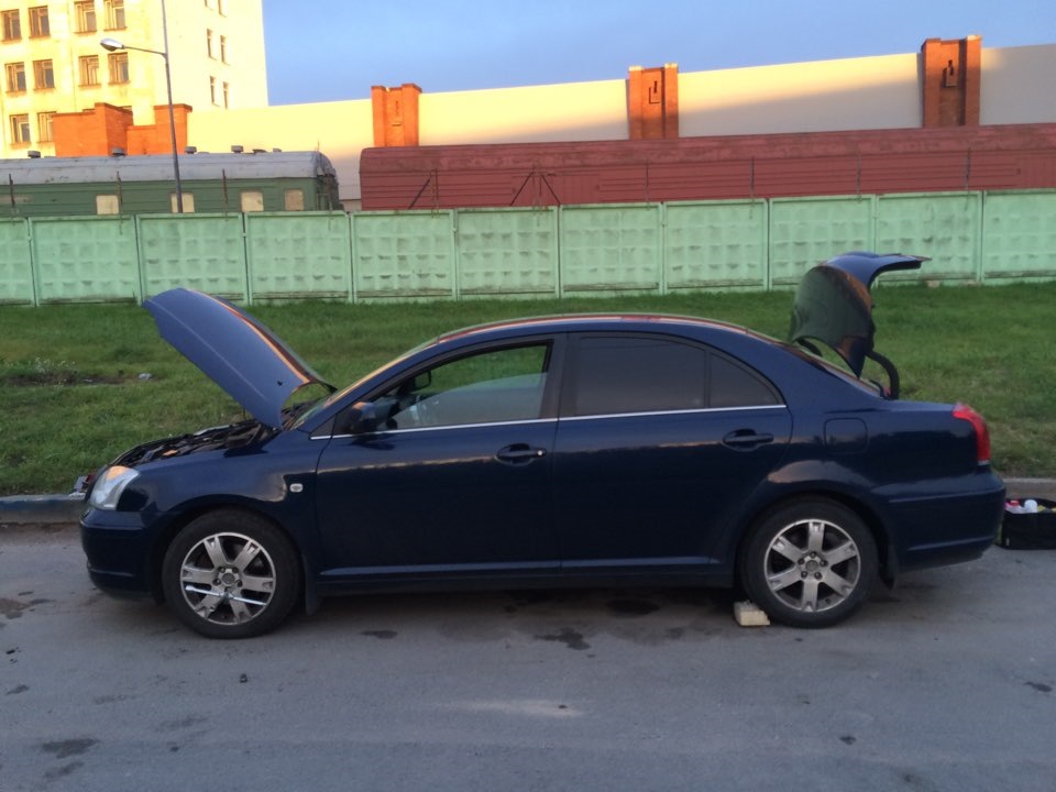 Фото в бортжурнале Toyota Avensis II