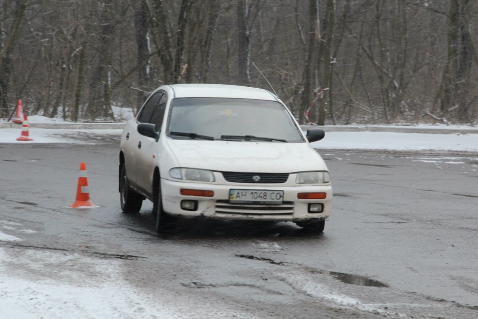Фото в бортжурнале Mazda 323 V