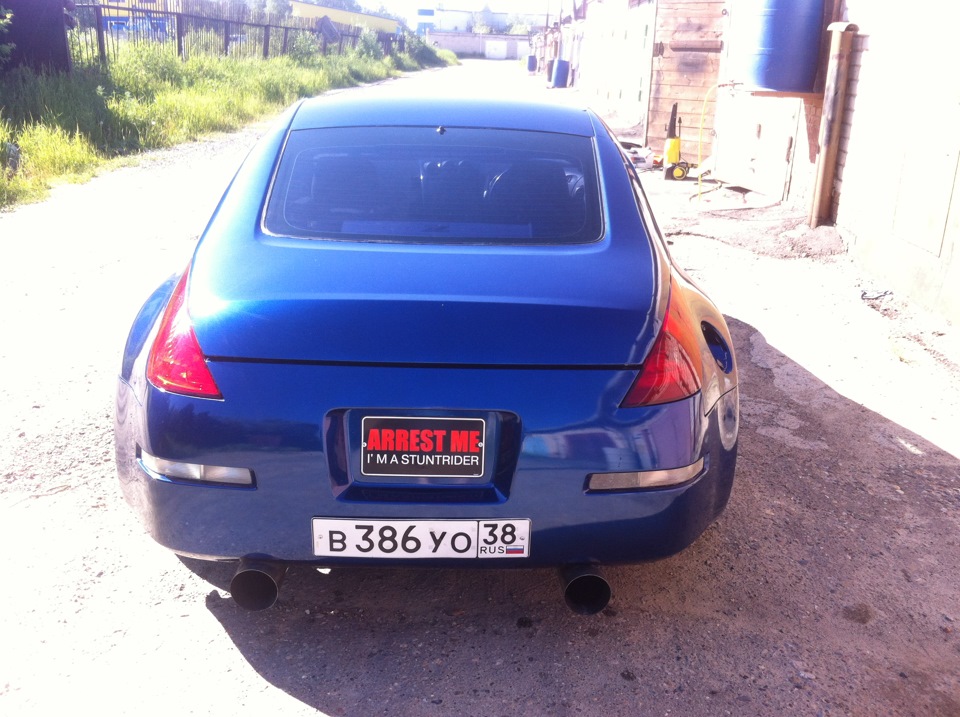 вот — Nissan 350Z