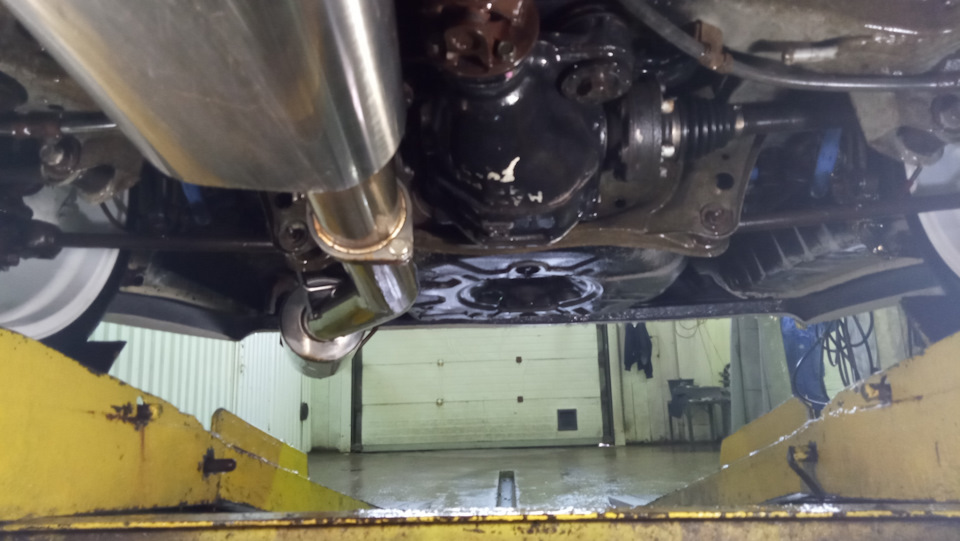 Фото в бортжурнале Toyota Chaser (100)
