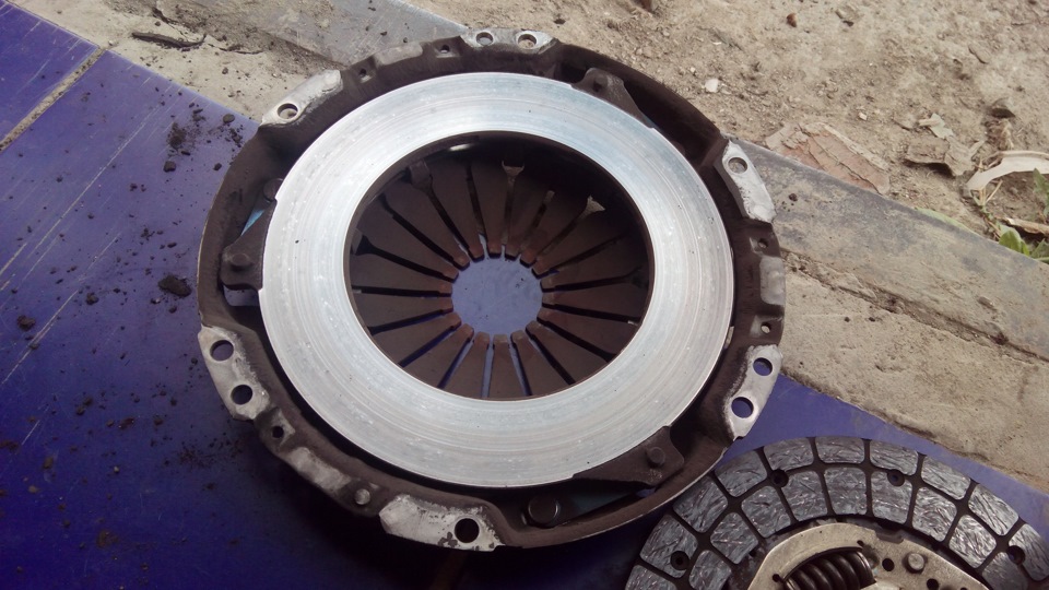 Фото в бортжурнале Toyota Auris (1G)