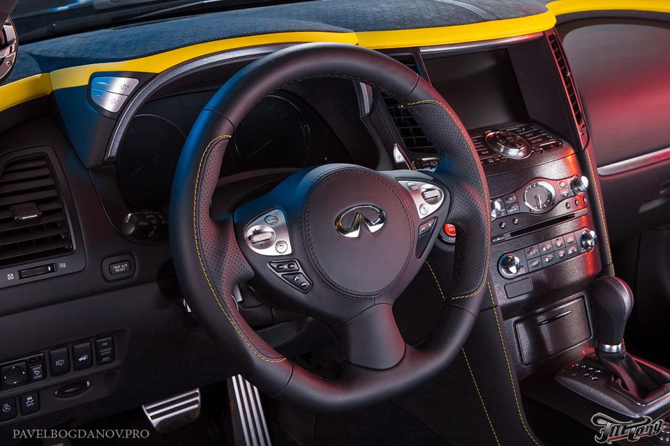 Фото в бортжурнале Infiniti FX (2G)