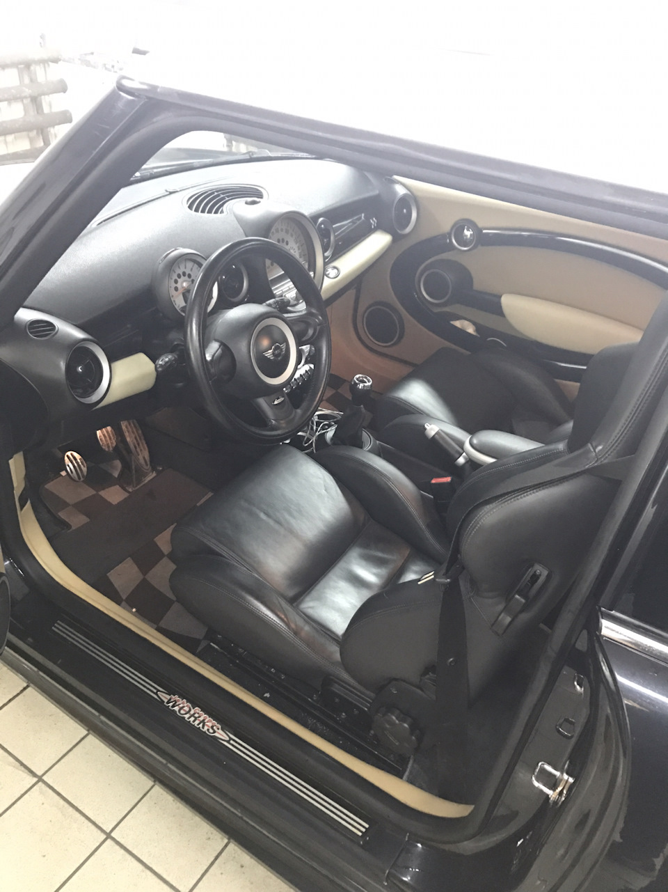 Фото в бортжурнале MINI John Cooper Works