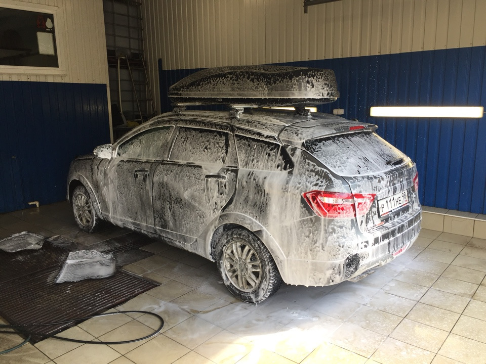 Помыл тачку и через час пошёл дождь( — Lada Vesta SW Cross (1G)