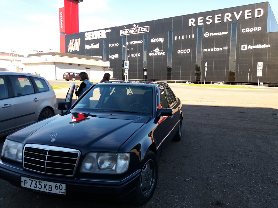 Фото в бортжурнале Mercedes-Benz E-Class (W124)