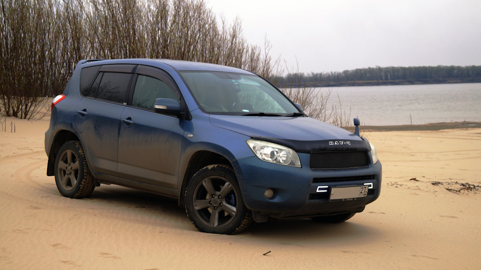 Надо бы переобуться в начале мая — Toyota RAV4 (III)