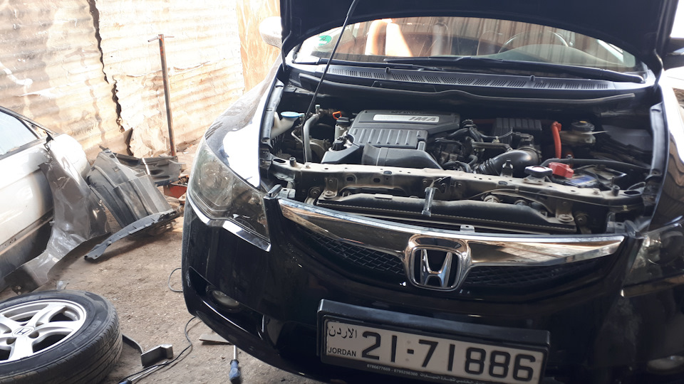 Фото в бортжурнале Honda Civic Hybrid (2G). Запчасти на фото: L12608
