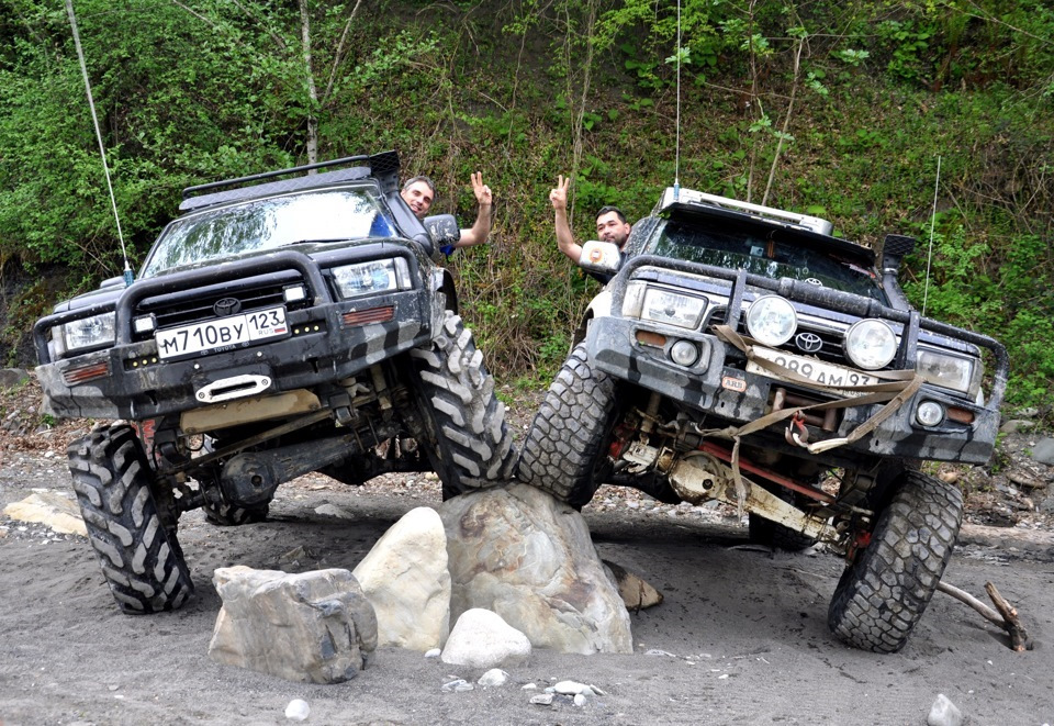 Фото в бортжурнале Toyota 4Runner (2G). Запчасти на фото: M7108