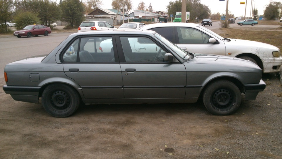Фото в бортжурнале BMW 3 series (E30)