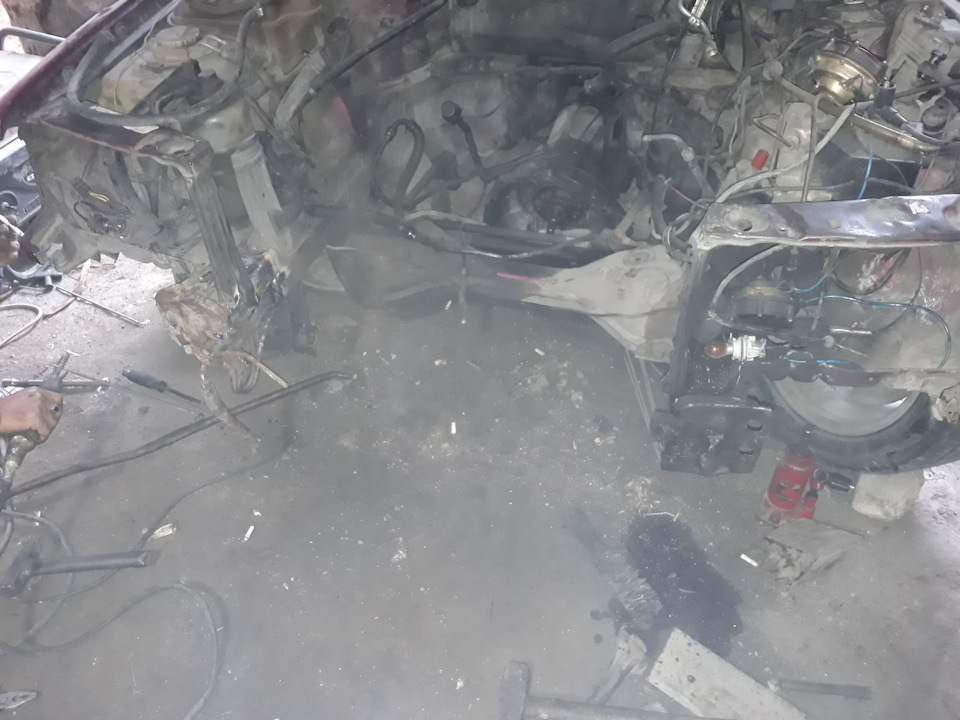 Фото в бортжурнале Mercedes-Benz 190 (W201)