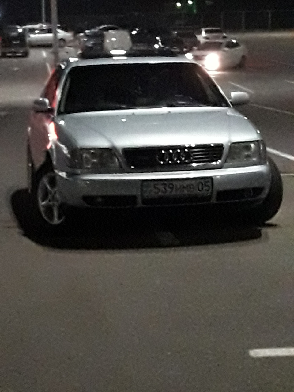 На сходке Ауди клуба Алматы — Audi A6 (C4)