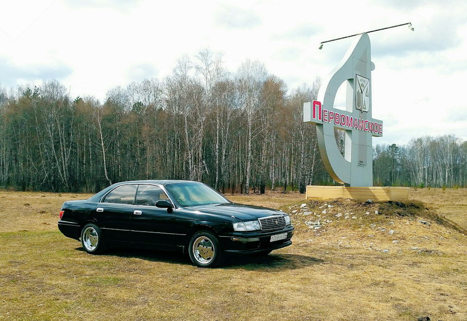 Фото в бортжурнале Toyota Crown (S140)