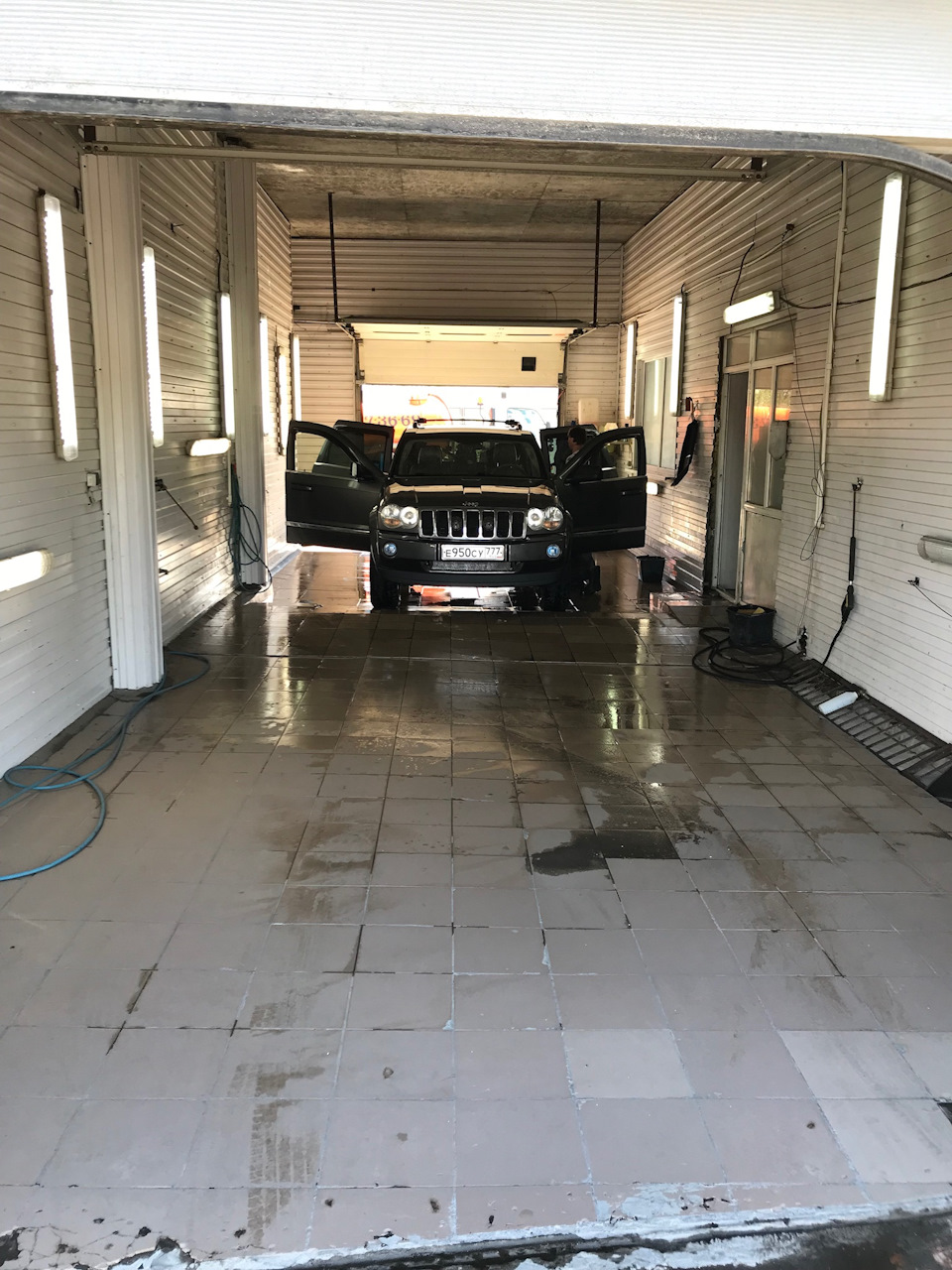 Фото в бортжурнале Jeep Grand Cherokee (WK)