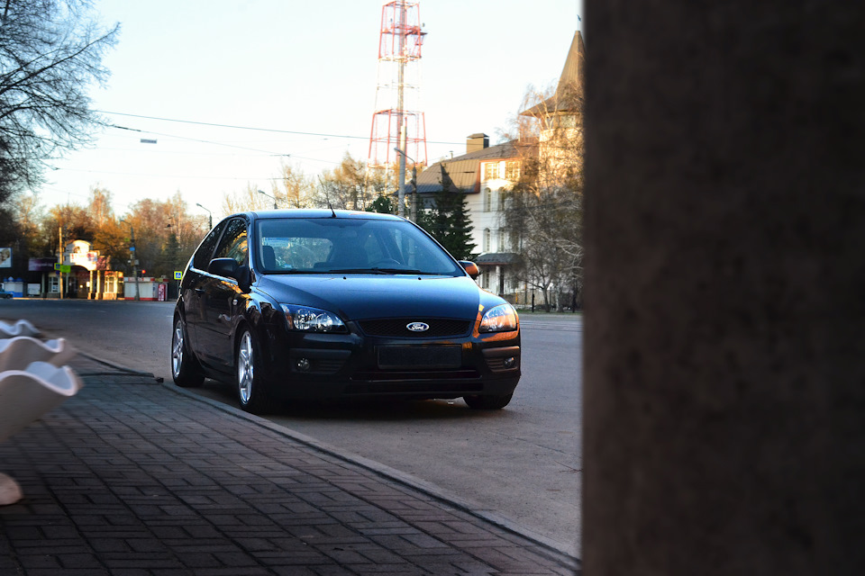 Ford Focus 2 Deep Navy — Ford Focus Hatchback II
