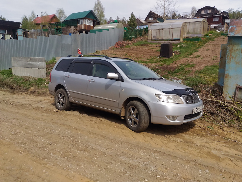 Фото в бортжурнале Toyota Corolla Fielder (E120)