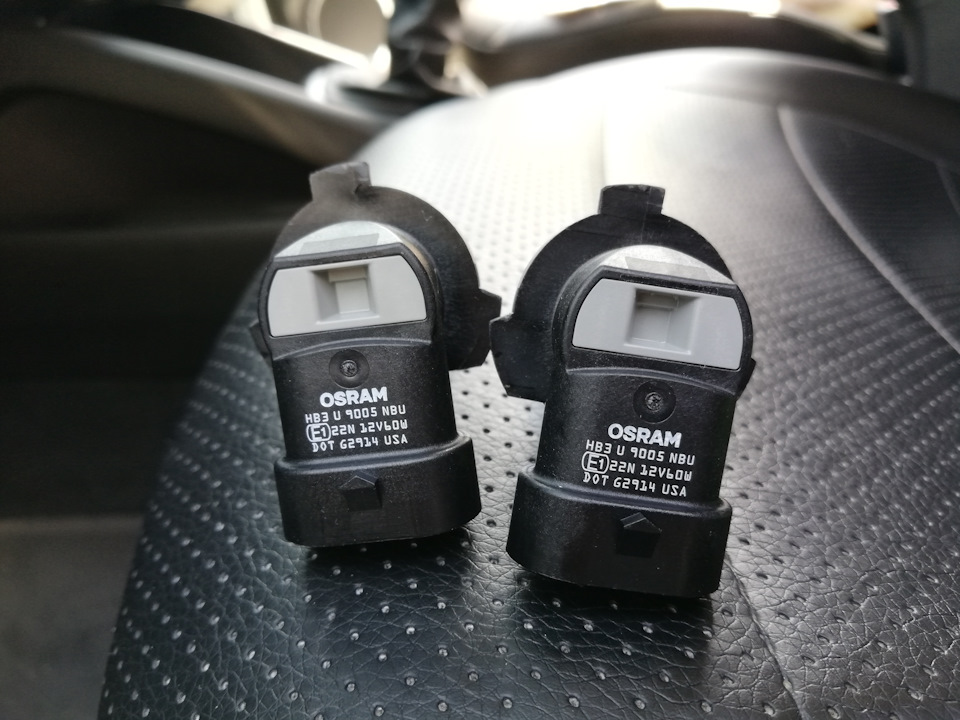 Night Breaker Unlimited — HB3 — KIA Rio (3G). Found on photo: 9005