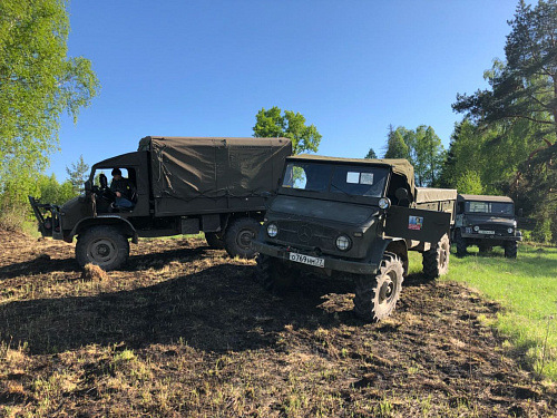 Легкий отдых — Mercedes Unimog-S 404