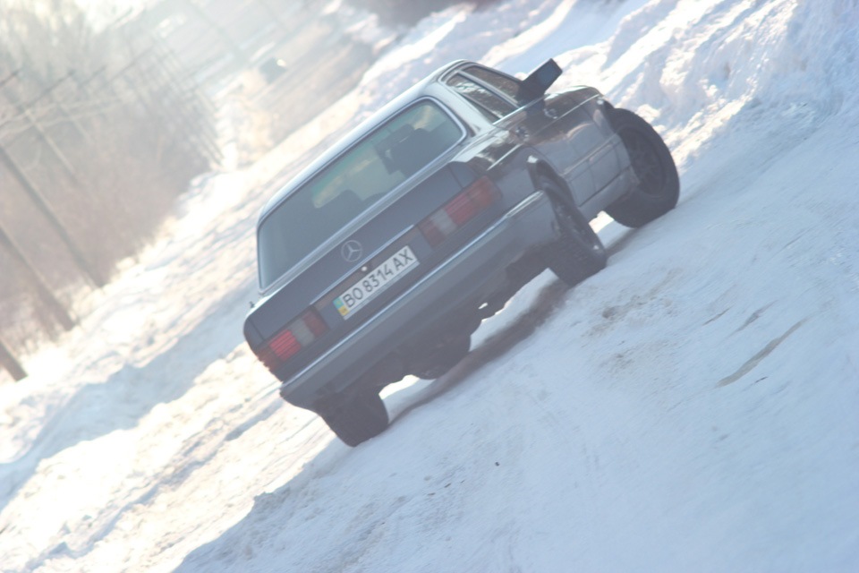 Фото в бортжурнале Mercedes-Benz S-Class (W126)