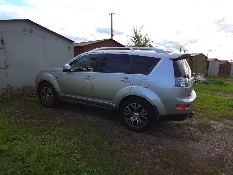 Фото в бортжурнале Mitsubishi Outlander XL